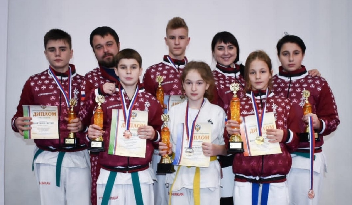 Юные куряне завоевали 6 медалей на первенстве России по киокусинкай