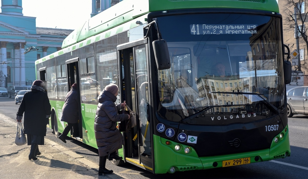 В Курске работу общественного транспорта сейчас обеспечивают 17 перевозчиков